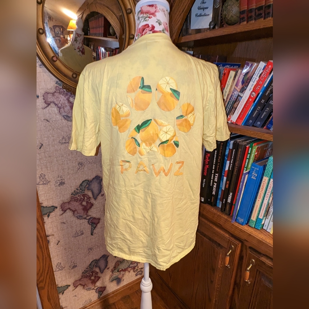 Pawz lemon tee